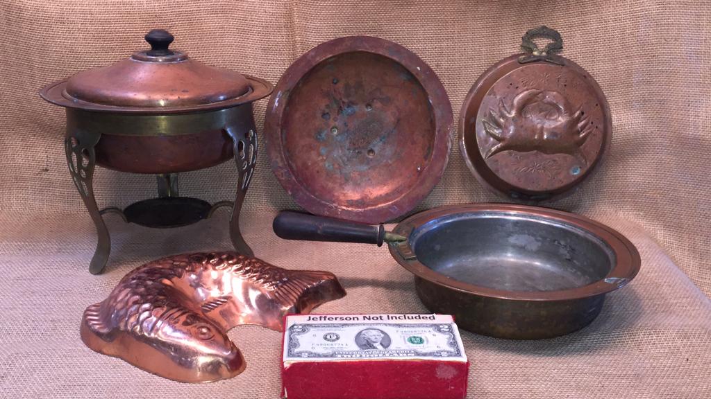 LARGE LOT COPPER POTS, GLASSWARE / HOUSEHOLD (1 of 14)