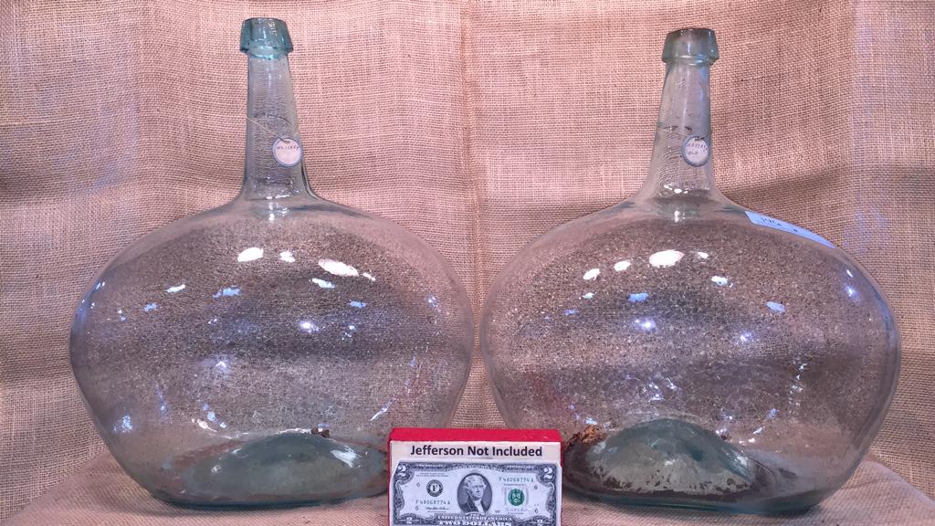 2 ANTIQUE DEMIJOHN BOTTLES 18" (1 of 7)