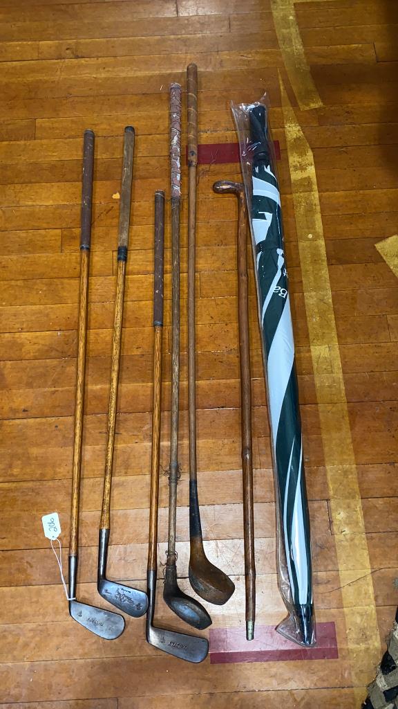 5 VINTAGE GOLF CLUBS, UMBRELLA, WALKING STICK (1 of 6)