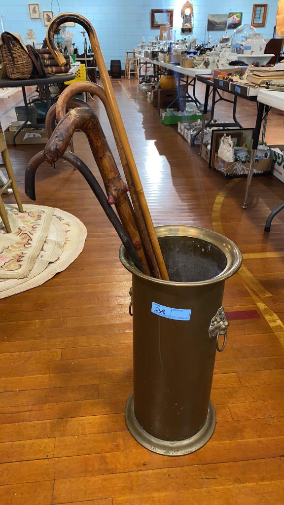 VINTAGE BRASS UMBRELLA STAND W/ LIONS & 6 CANES (1 of 4)