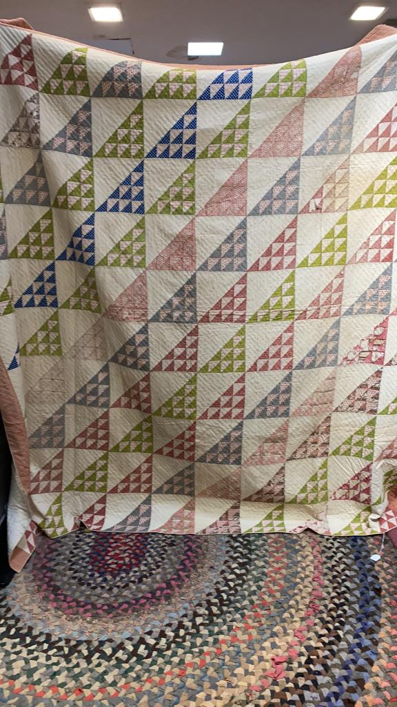 TRIANGLE PATTERN HAND STICHED QUILT (1 of 7)