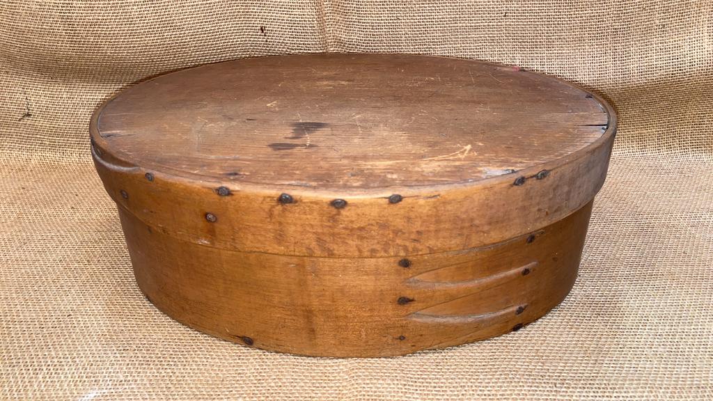 LARGE SHAKER STYLE BOX W/ TOP ~ 15" LONG (1 of 6)