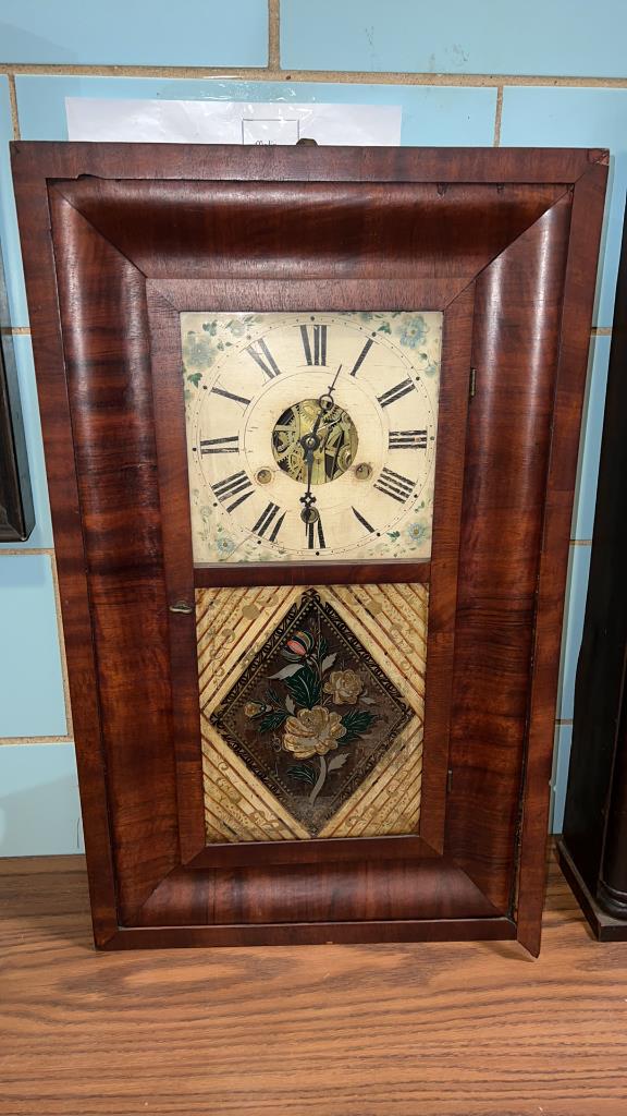 MAHOGANY OGEE CLOCK (1 of 3)