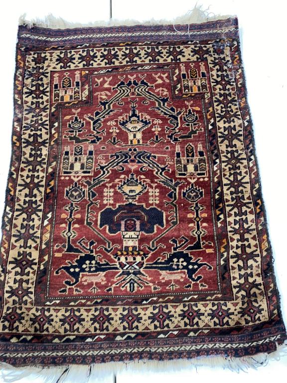 SMALL HANDMADE AREA RUG 4' X 2'11" (1 of 4)