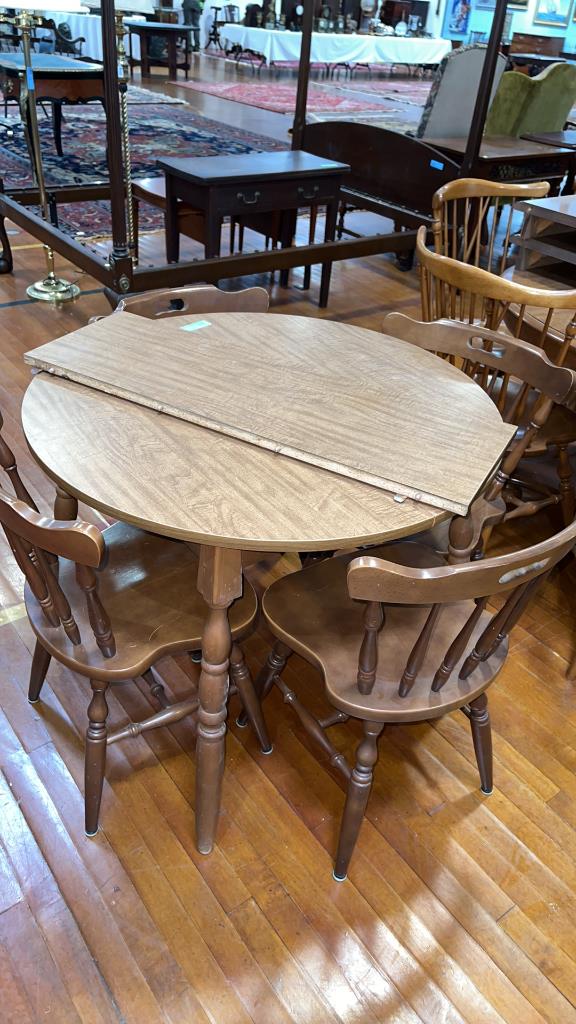 5 PC MAPLE BREAKFAST SET / TABLE & CHAIRS (1 of 2)