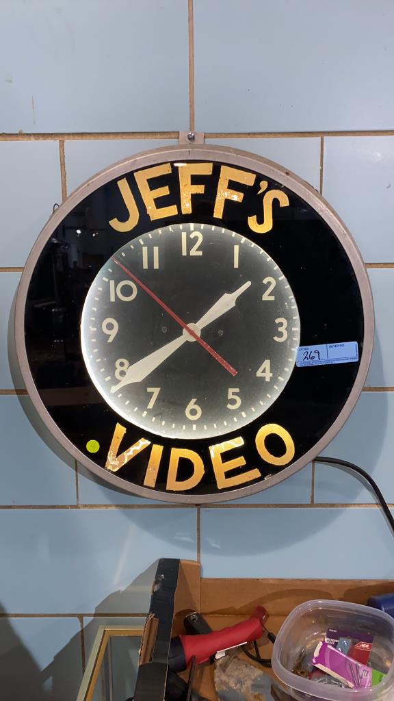 MID-CENTURY ADVERTISING CLOCK W/ LIGHT (1 of 4)