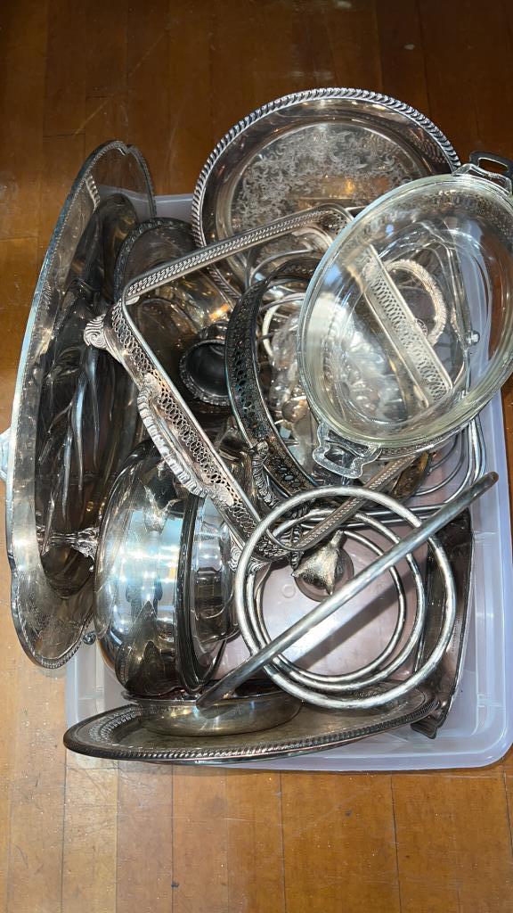 LARGE LOT SILVERPLATE SERVEWARE: ~