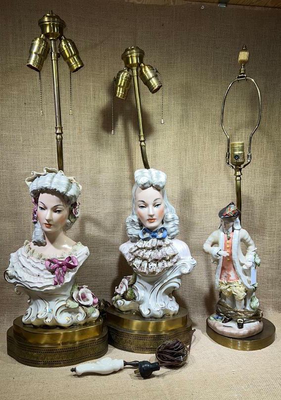 3 VINTAGE FIGURAL LAMPS (1 of 7)