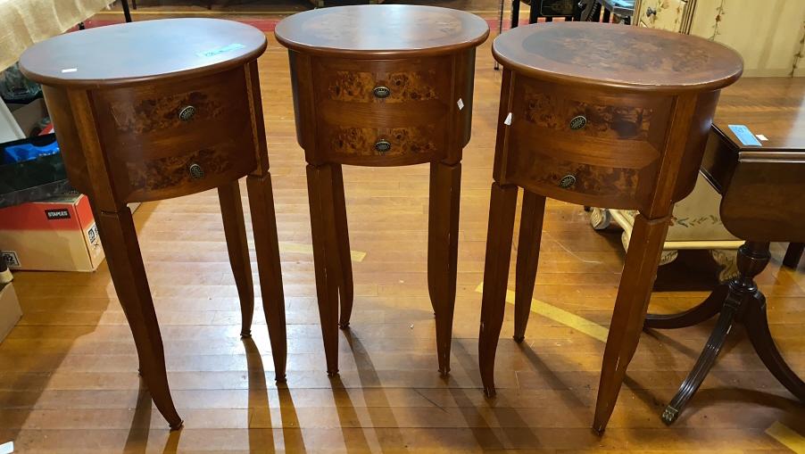 3 OVAL END TABLES (1 of 6)