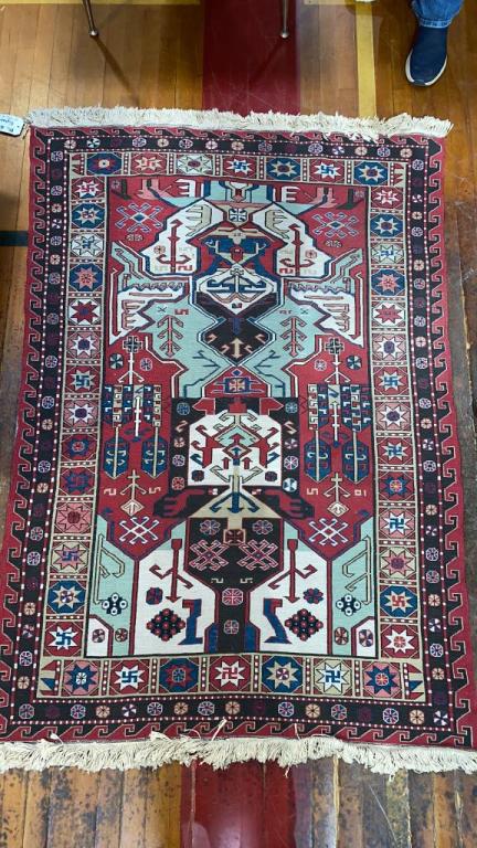 HANDMADE ORIENTAL AREA RUG W/ GEOMETRIC DESIGN (1 of 4)