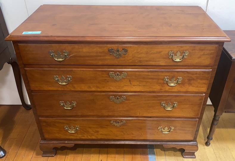 ANTIQUE 4 DRAWER CHERRY CHIPPENDALE CHEST (1 of 6)