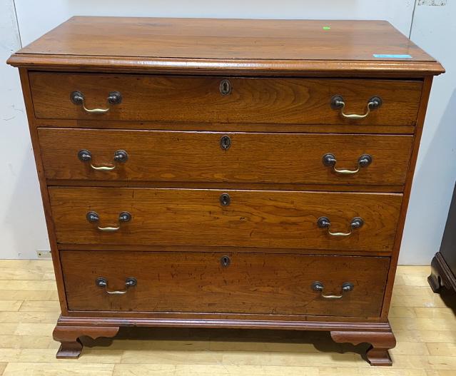 ANTIQUE 4 DRAWER WALNUT CHEST (1 of 5)