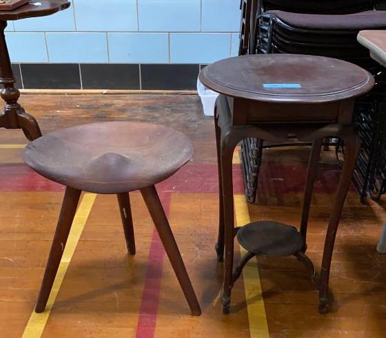 SADDLE SEAT STOOL & ROUND MAHOGANY TABLE (1 of 4)