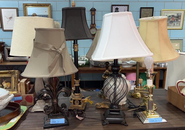 11 VARIOUS TABLE LAMPS (1 of 5)