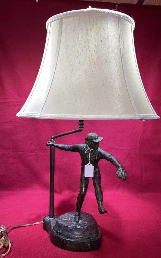 BRONZE BASEBALL PLAYER LAMP (1 of 5)