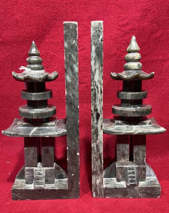 PAIR OF ORIENTAL MARBLE BOOKENDS (1 of 4)