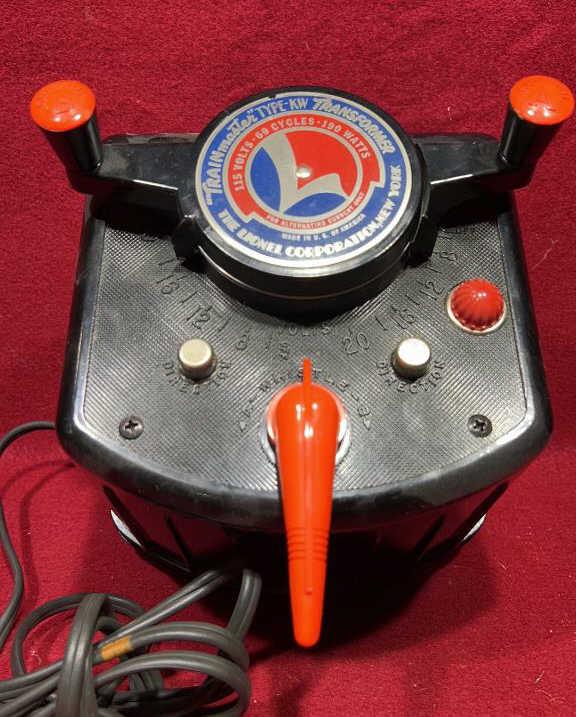 LIONEL "TRAINMASTER" TYPE-KW TRANSFORMER (1 of 5)