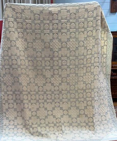 HAND STITCHED BLUE & WHITE QUILT (1 of 7)