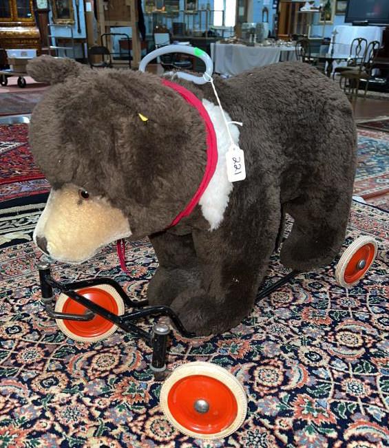 STEIFF CHILD'S SIZE RIDE ON / GROWLING BEAR TOY (1 of 7)