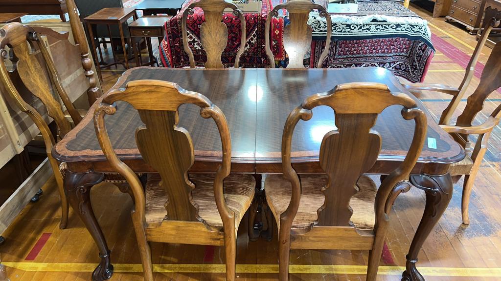 BERKEY & GAY BANDED & INLAID DINING TABLE & 6 CHRS (1 of 9)