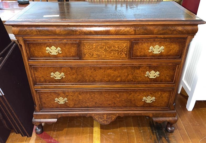 BERKEY & GAY BANDED & INLAID SERVER / CHEST (1 of 9)