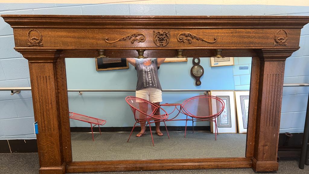 LARGE ANTIQUE OAK MIRRORED BAR BACK W/LIGHTS (1 of 7)