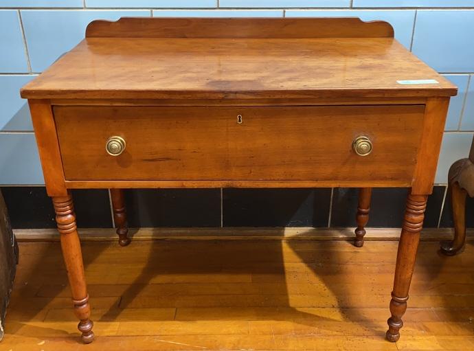 ANTIQUE COUNTRY SERVER/WORK TABLE W/BACK SPLASH (1 of 4)