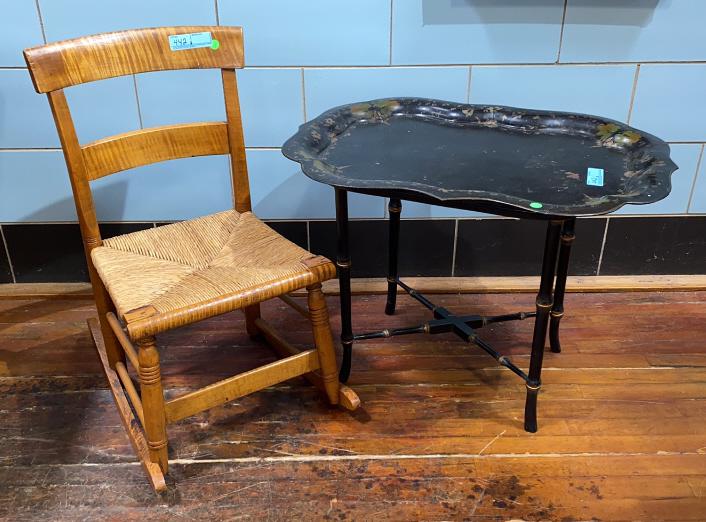 ANTIQUE TIGER MAPLE ROCKER & TOLEWARE TRAY TABLE (1 of 5)