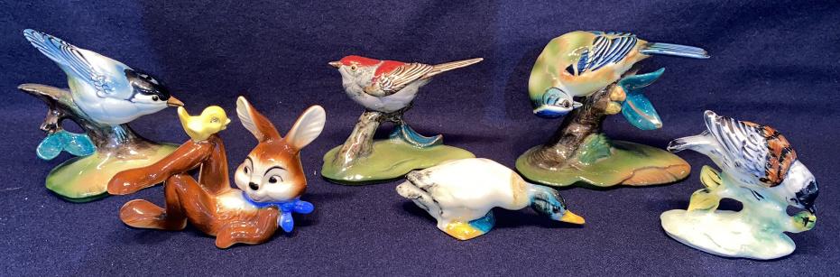 5 VARIOUS POTTERY FIGURES(3 GORT, 1 PENNSBURY, (1 of 10)