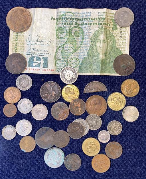 LG LOT EARLY FOREIGN COINS (1 of 6)