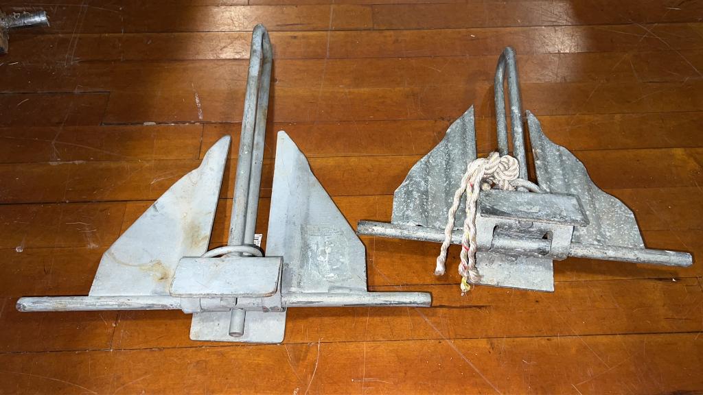 2 SMALL ANCHORS: ~