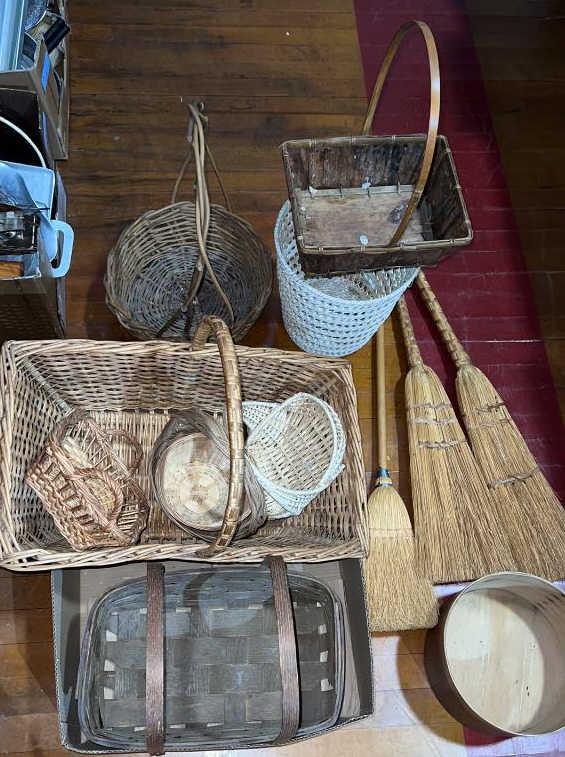 LARGE LOT OF BASKETS & BROOMS: ~