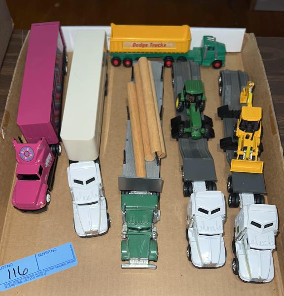 LOT OF TRACTOR TRAILER TRUCK MODELS (1 of 2)