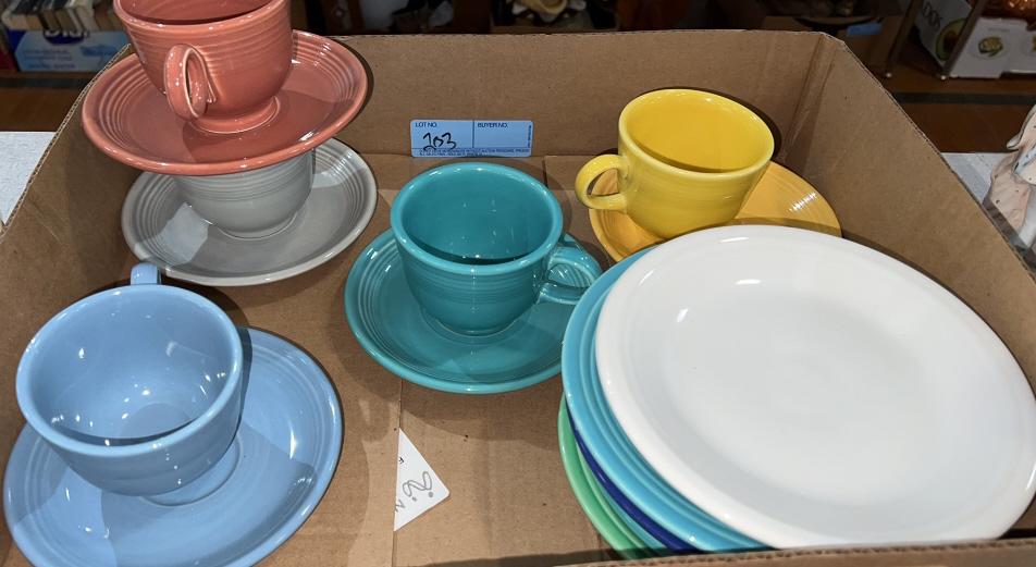 5 FIESTAWARE CUP & SAUCER SETS, 8 VARIOUS PLATES (1 of 2)