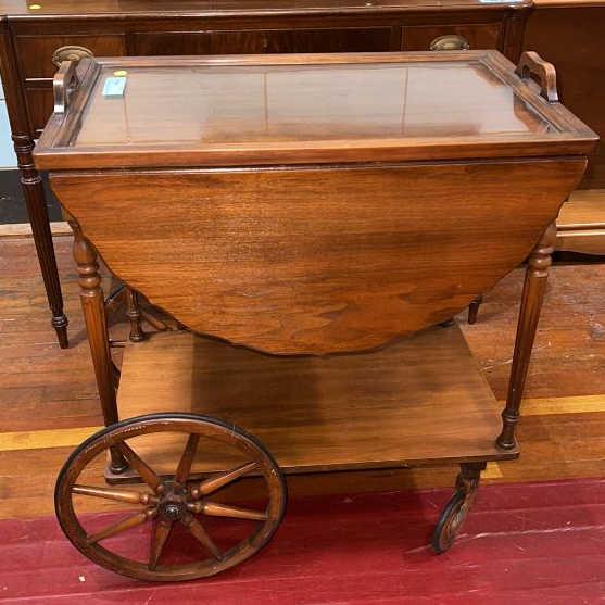 MAHOGANY TEA CART W/GLASS TRAY TOP (1 of 5)