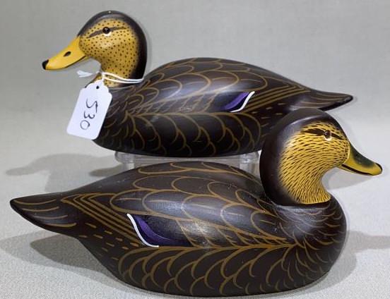 PAIR OF JOHN MEREDITH MINIATURE BLACK DUCKS: 2009 LIMITED EDITION 28/40