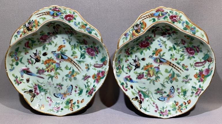 2 ORIENTAL PORCELAIN SHRIMP DISHES (1 of 8)