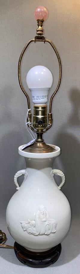 ANTIQUE ORIENTAL PORCELAIN VASE LAMP (1 of 5)