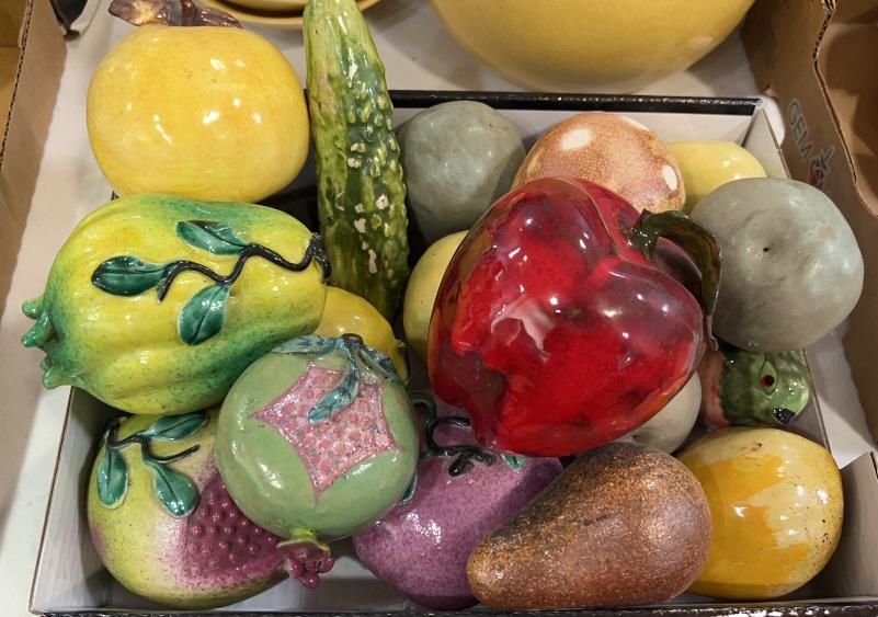 COLLECTION OF POTTERY FRUIT & VEGETABLES (1 of 2)