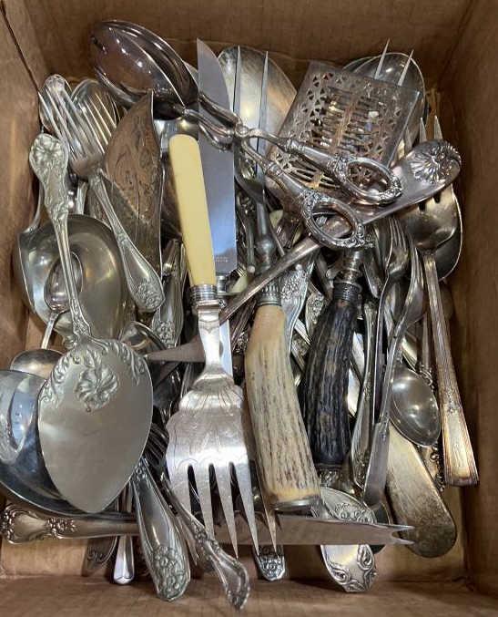 LARGE LOT SILVER PLATE FLATWARE & SERVING PIECES (1 of 3)