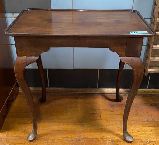 ANTIQUE QUEEN ANNE ENGLISH MAHOGANY TEA TABLE (1 of 5)