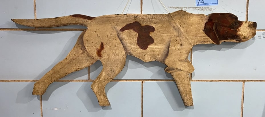 ANTIQUE WOODEN BIRD DOG SIGN / WEATHERVANE (1 of 4)