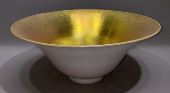 STEUBEN GOLD AURENE CALCITE ARTGLASS CENTERBOWL (1 of 6)