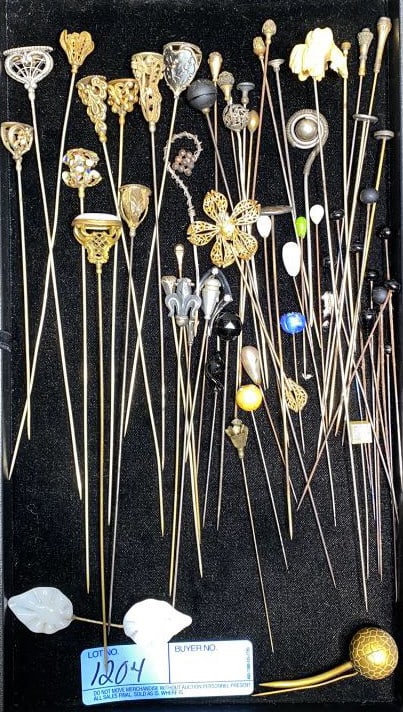 LARGE COLLECTION OF VARIOUS HAT PINS (1 of 5)