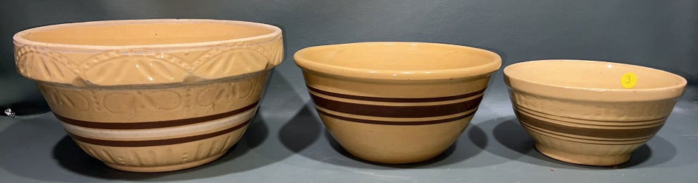 3 GRADUATED YELLOWARE MIXING BOWLS: ~