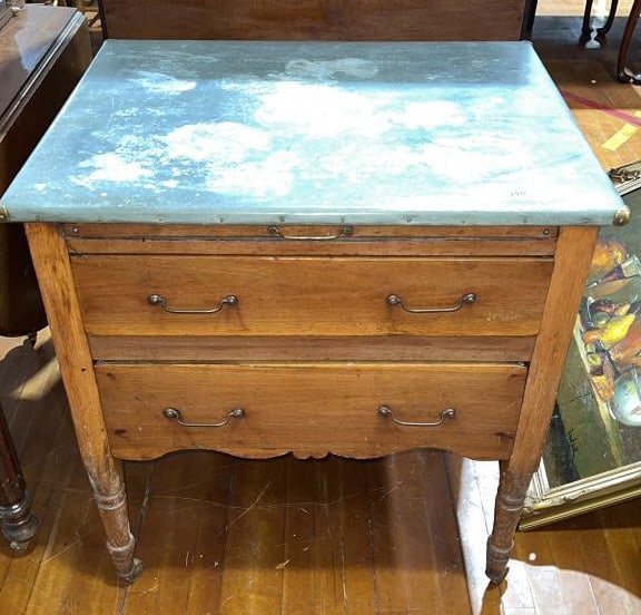 ANTIQUE ZINC TOP KITCHEN WORK TABLE (1 of 6)