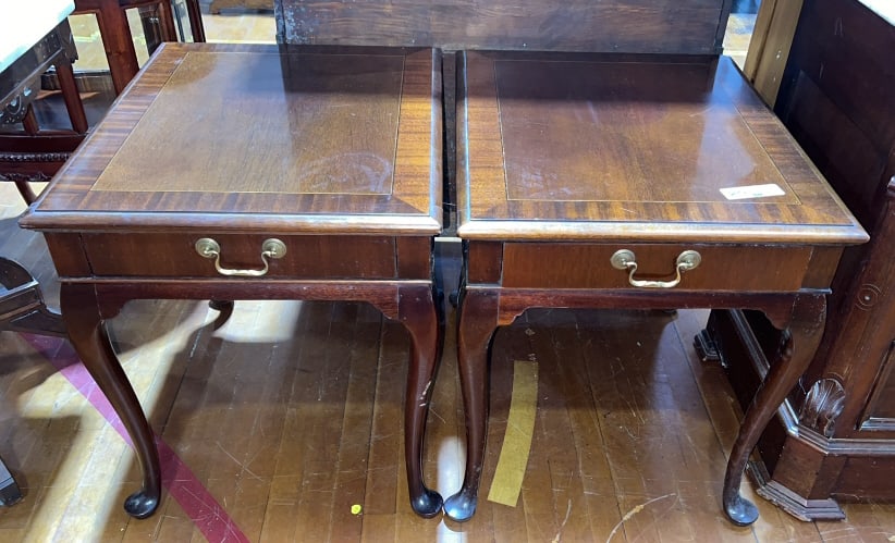 PR HICKORY CHAIR CO. BANDED MAHOGANY STANDS (1 of 5)