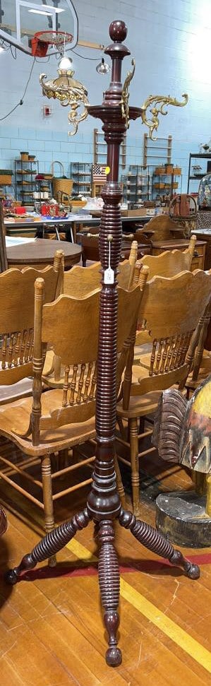 ANTIQUE CARVED MAHOGANY CLOTHES TREE (1 of 5)