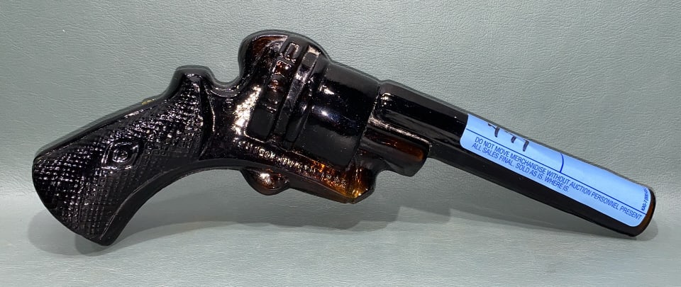 GLASS PISTOL FORM DRINKING FLASK: ~