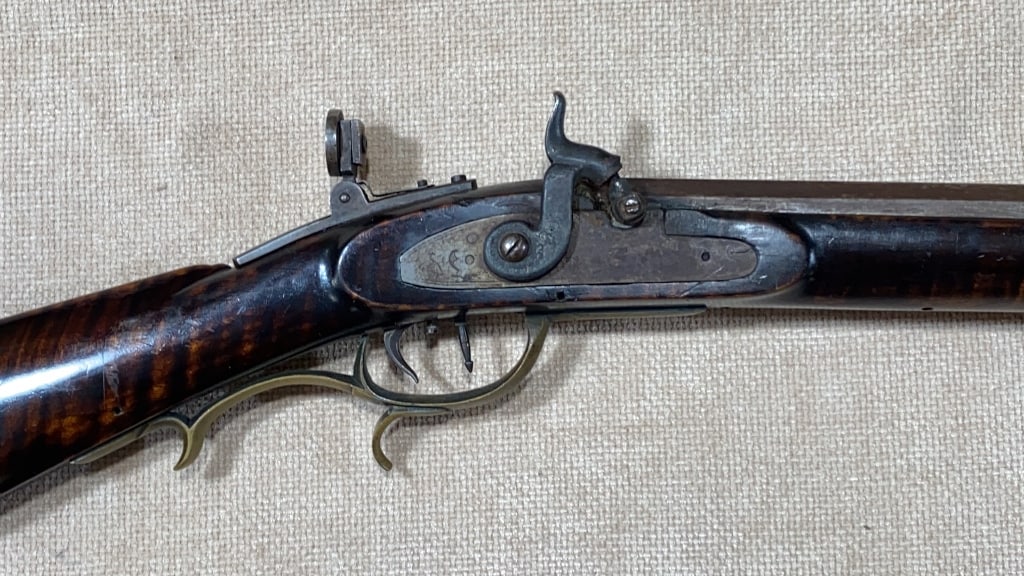 ANTIQUE TIGER MAPLE LONG RIFLE: ANTIQUE FIREARM - NO PAPERWORK NEEDED